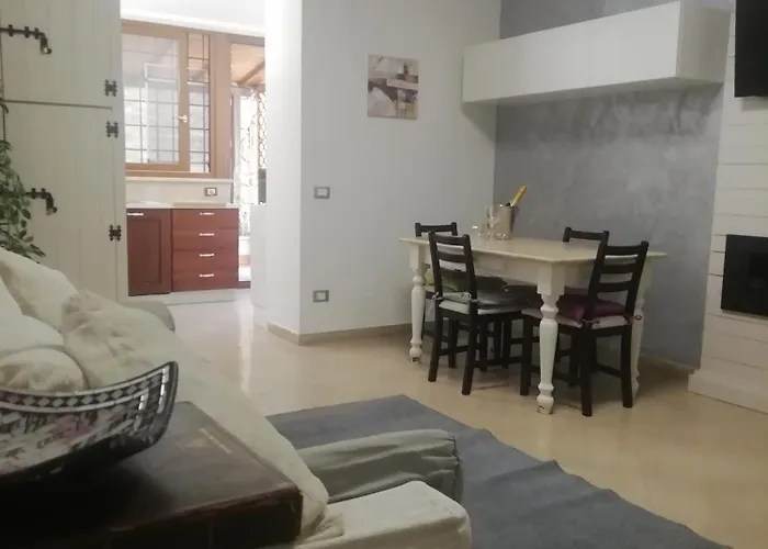 Apartment Domus Albanella *